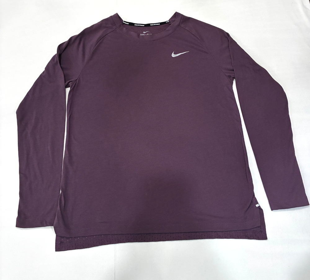 NIKE Dri-Fit Running Women's Long Slevee Shirt Size M Color Purple